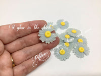 Glow in the dark Daisy Flower Resin Flat Backs - Blue