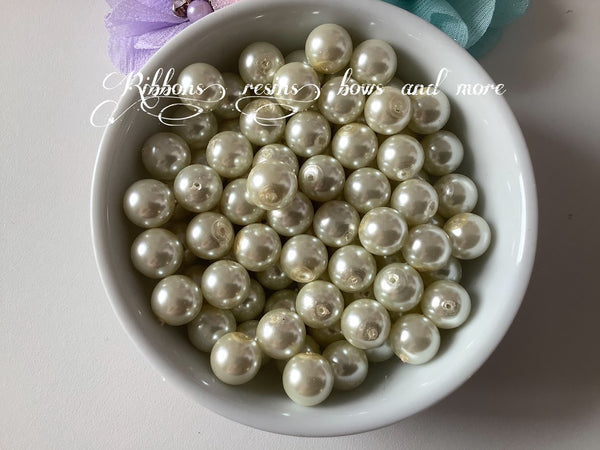 Glass Pearl Beads - ivory (10mm)